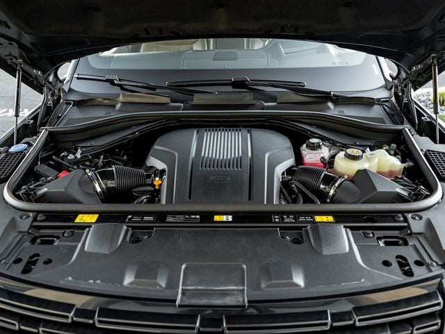 2025 Land Rover Range Rover SE