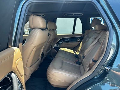 2025 Land Rover Range Rover SE