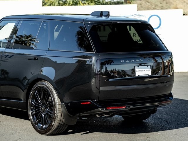 2026 Land Rover Range Rover SE