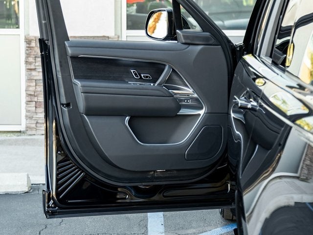 2026 Land Rover Range Rover SE