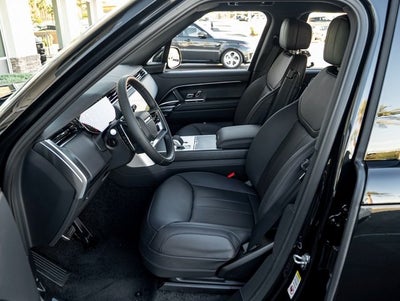 2026 Land Rover Range Rover SE