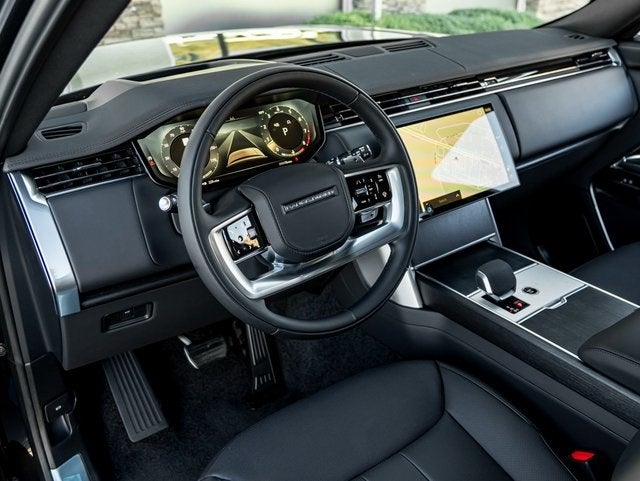 2026 Land Rover Range Rover SE