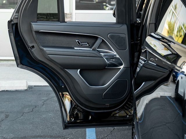 2026 Land Rover Range Rover SE