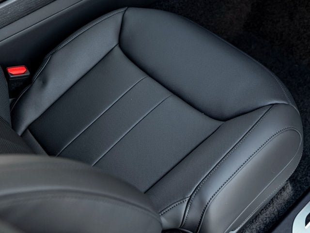 2026 Land Rover Range Rover SE