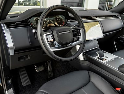 2026 Land Rover Range Rover SE