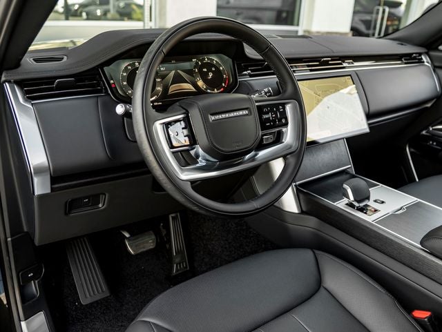 2026 Land Rover Range Rover SE