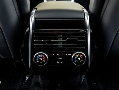 2026 Land Rover Range Rover SE