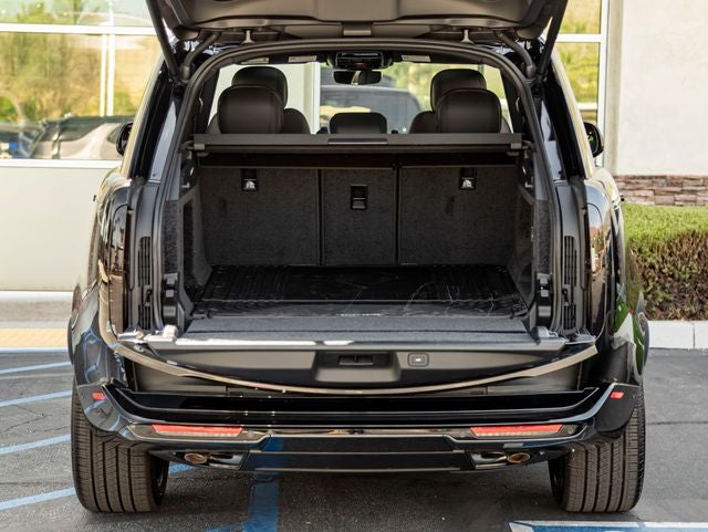 2026 Land Rover Range Rover SE