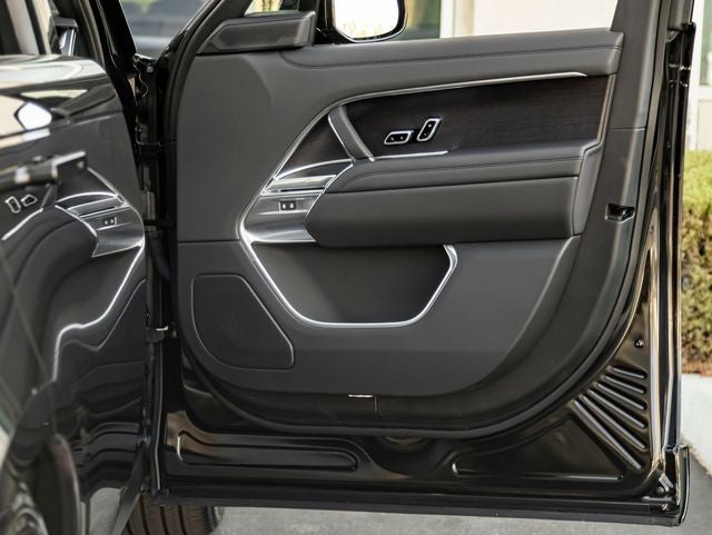 2026 Land Rover Range Rover SE