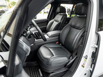 2025 Land Rover Range Rover SE