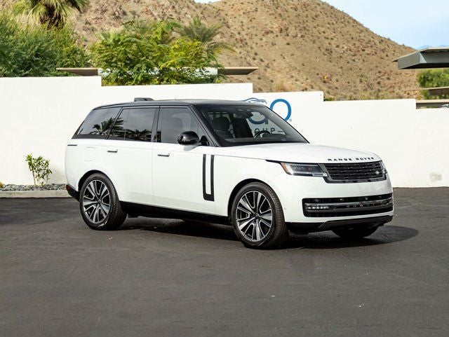 2025 Land Rover Range Rover SE