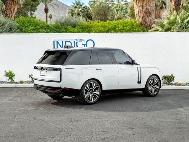 2025 Land Rover Range Rover SE