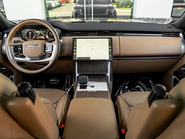 2025 Land Rover Range Rover SE