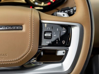 2025 Land Rover Range Rover SE