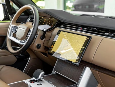 2025 Land Rover Range Rover SE