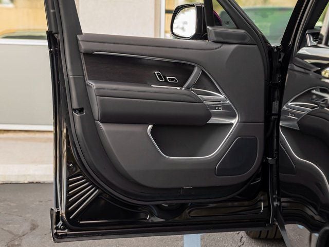 2026 Land Rover Range Rover SE