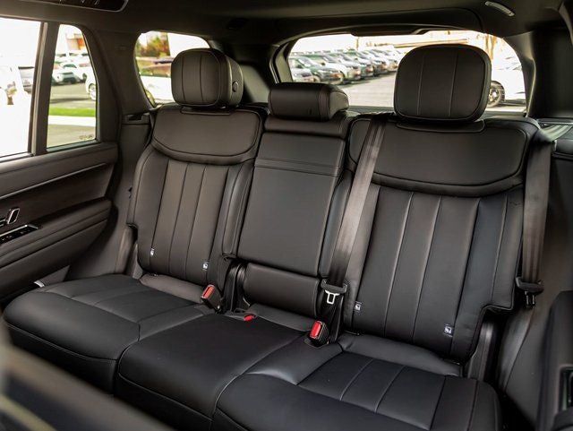 2026 Land Rover Range Rover SE