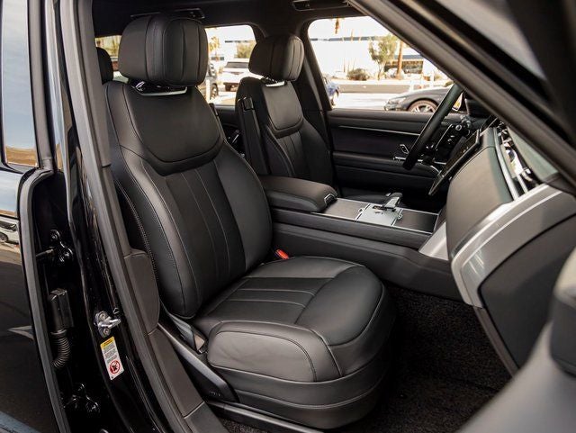 2026 Land Rover Range Rover SE