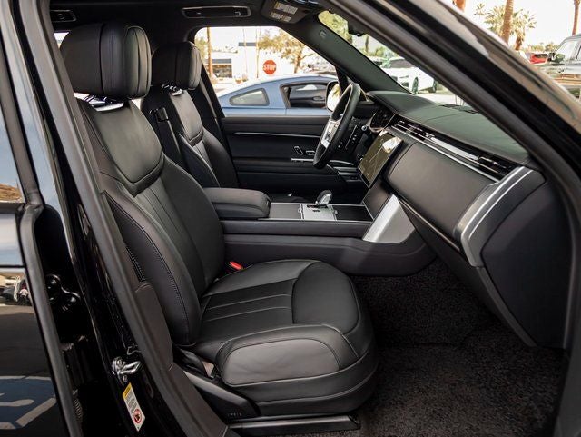 2026 Land Rover Range Rover SE