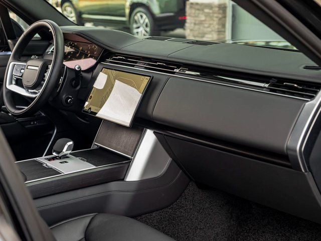 2026 Land Rover Range Rover SE