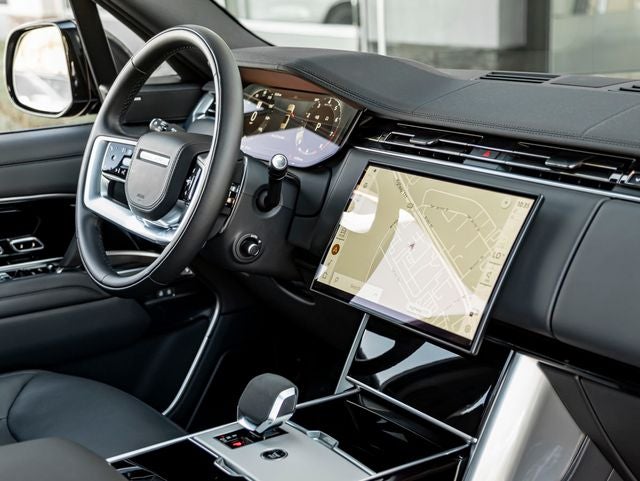 2024 Land Rover Range Rover SE
