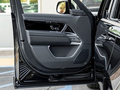 2026 Land Rover Range Rover SE