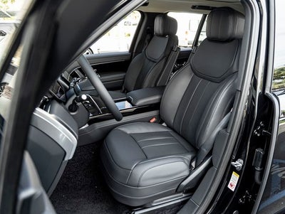 2026 Land Rover Range Rover SE