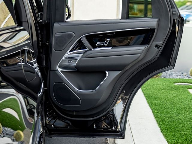 2026 Land Rover Range Rover SE