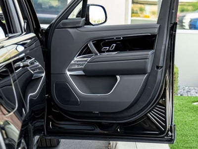 2026 Land Rover Range Rover SE