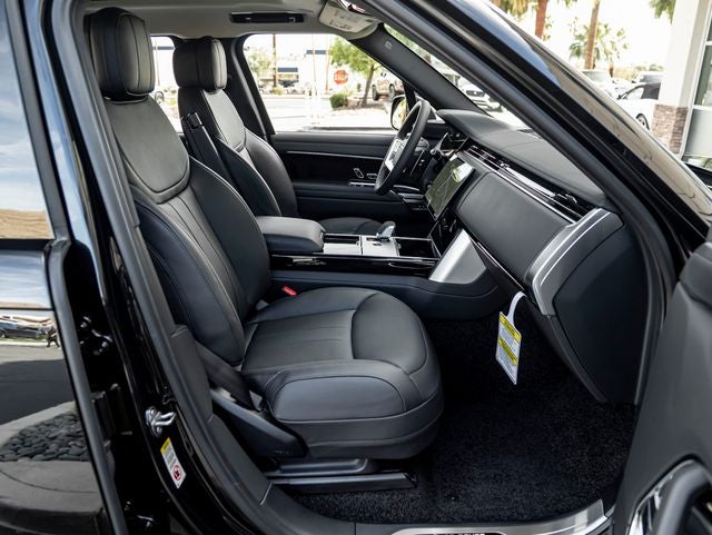 2026 Land Rover Range Rover SE