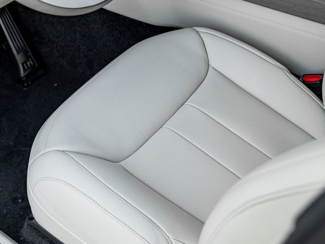 2026 Land Rover Range Rover SE SWB P530