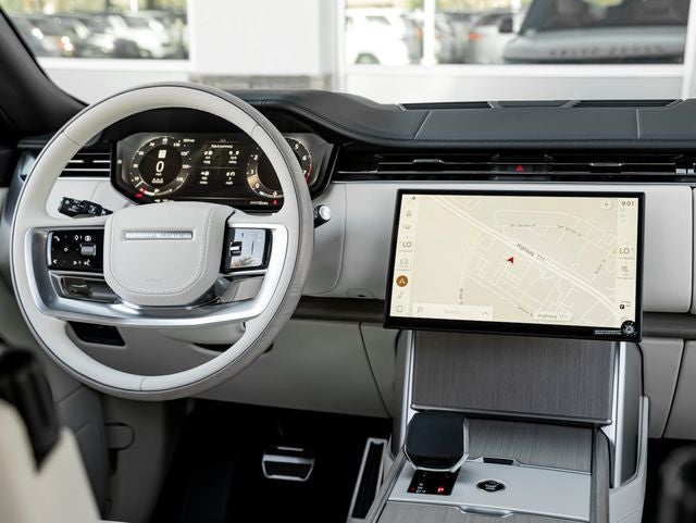 2026 Land Rover Range Rover SE SWB P530