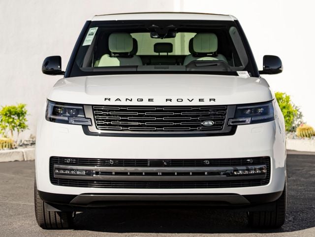 2026 Land Rover Range Rover SE SWB P530