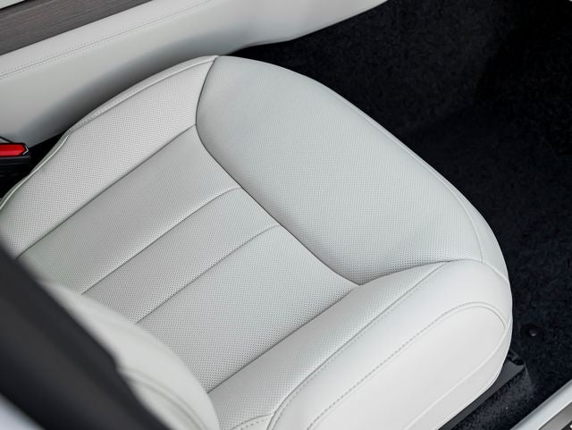 2026 Land Rover Range Rover SE SWB P530