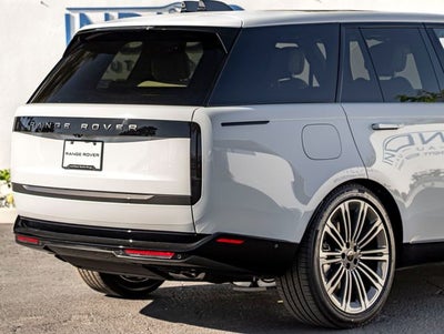 2026 Land Rover Range Rover SE SWB P530