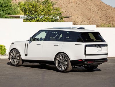 2026 Land Rover Range Rover SE SWB P530