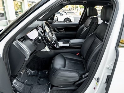 2024 Land Rover Range Rover SE