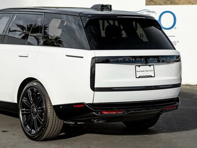 2025 Land Rover Range Rover SE