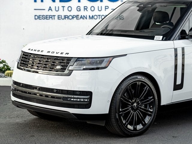 2025 Land Rover Range Rover SE
