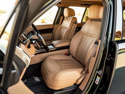 2025 Land Rover Range Rover SE