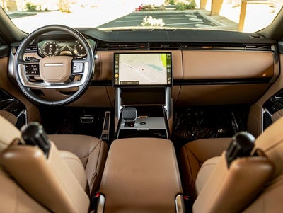2025 Land Rover Range Rover SE