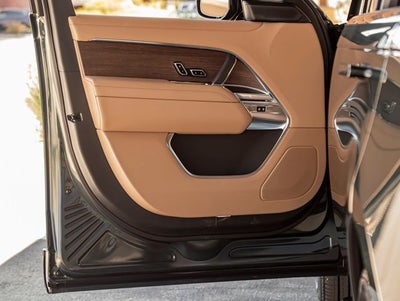 2026 Land Rover Range Rover SE