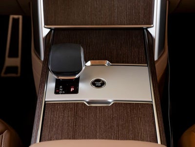 2026 Land Rover Range Rover SE