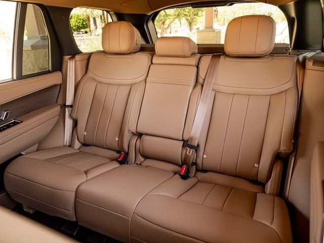 2026 Land Rover Range Rover SE