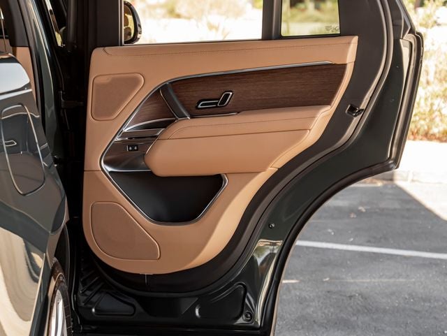 2026 Land Rover Range Rover SE