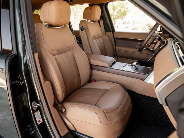 2026 Land Rover Range Rover SE
