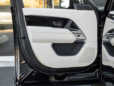 2026 Land Rover Range Rover SE SWB P530