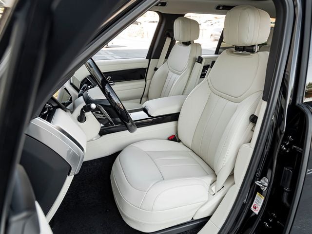 2026 Land Rover Range Rover SE SWB P530