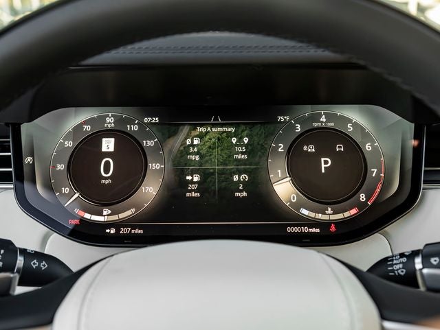 2026 Land Rover Range Rover SE SWB P530