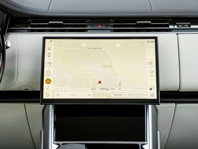 2026 Land Rover Range Rover SE SWB P530